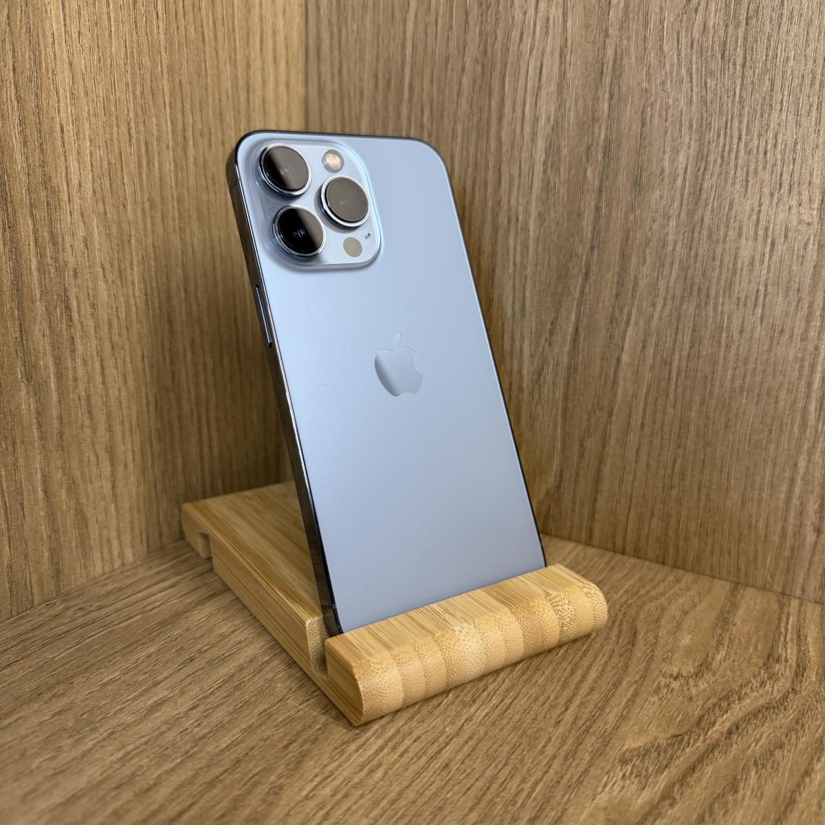 Apple iPhone 13 Pro Kártyafüggetlen 128 GB, 12 hó garancia, Átlagos