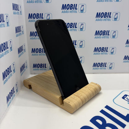 Apple iPhone 8 Kártyafüggetlen 64 GB, 12 hó garancia, Átlagos