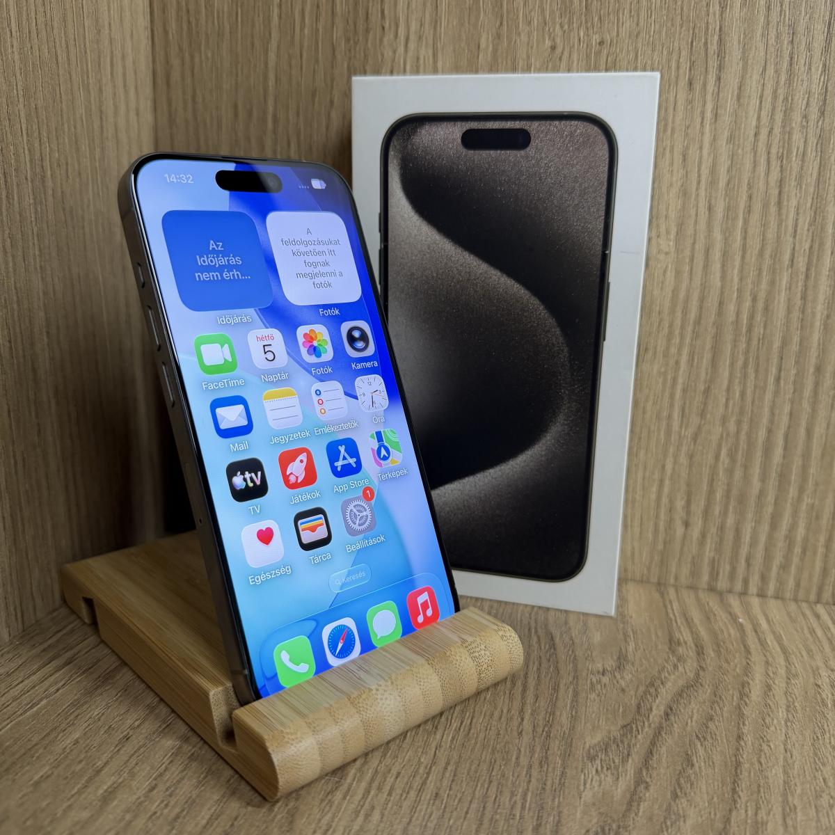 Apple iPhone 15 Pro Kártyafüggetlen 128 GB, 12 hó garancia, Újszerű