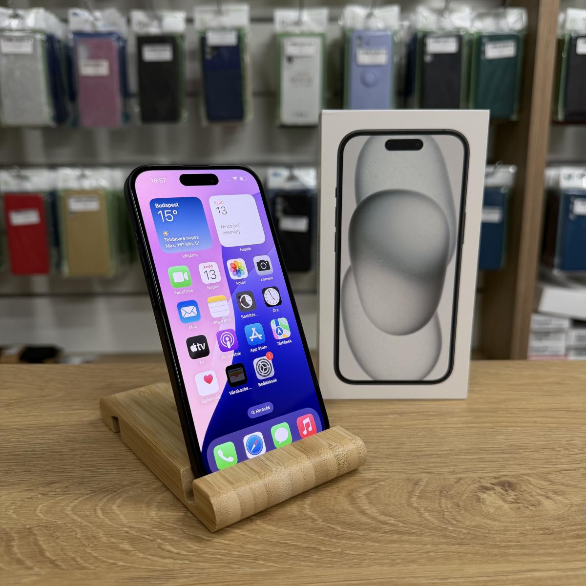 Apple iPhone 15 Kártyafüggetlen 128 GB, 12 hó garancia, Újszerű