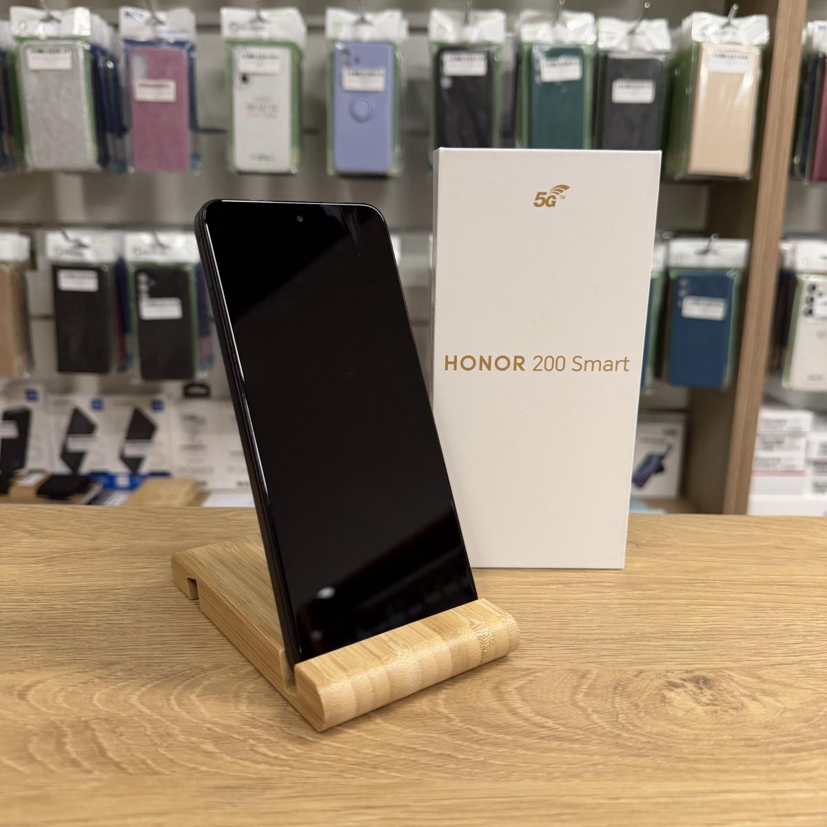 Honor 200 Smart 5G Kártyafüggetlen 256 GB, 12 hó garancia, Újszerű