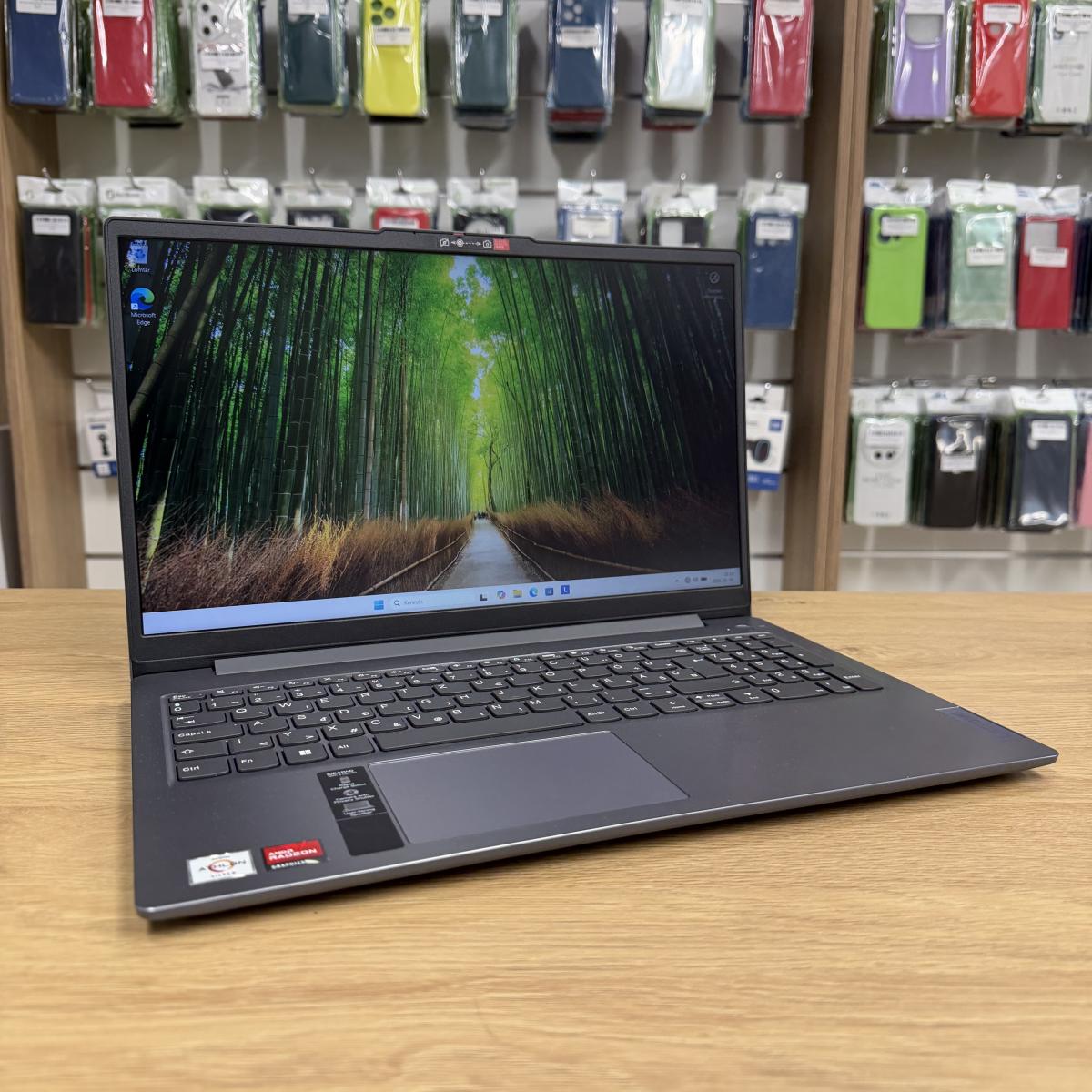Lenovo IdeaPad Slim 3 Wi-Fi, 12 hó garancia, Újszerű