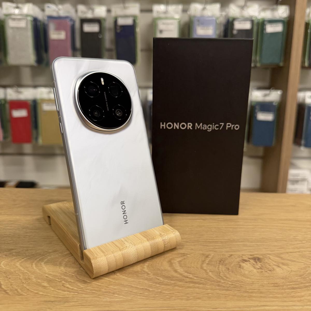 Honor Magic7 Pro 5G Kártyafüggetlen 512 GB, 12 hó garancia, Újszerű