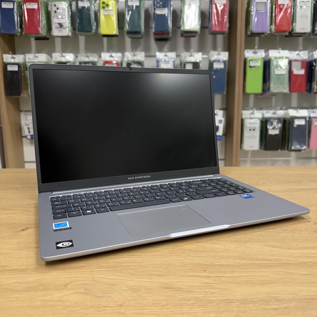 Asus Expertbook P1503CVA Wi-Fi , 12 hó garancia, Újszerű