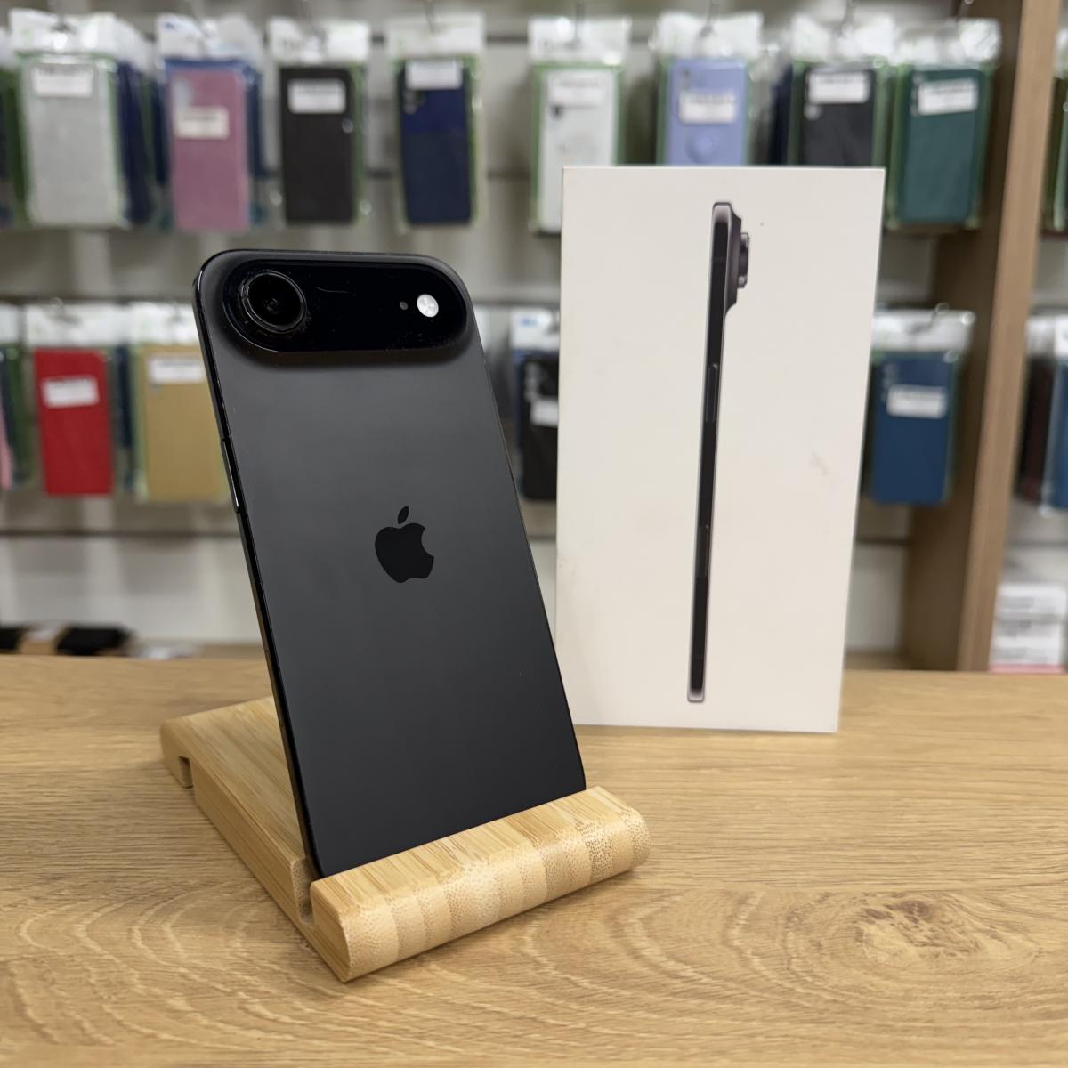 Apple iPhone Air Kártyafüggetlen 256 GB, 12 hó garancia, Átlagos