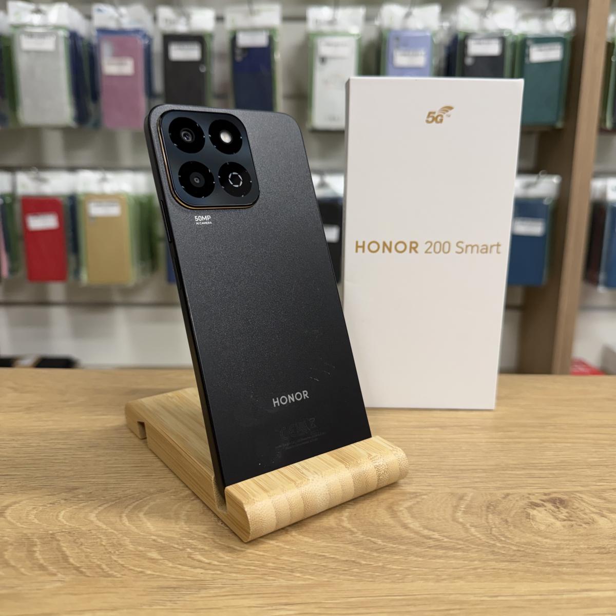 Honor 200 Smart 5G Kártyafüggetlen 256 GB, 12 hó garancia, Újszerű