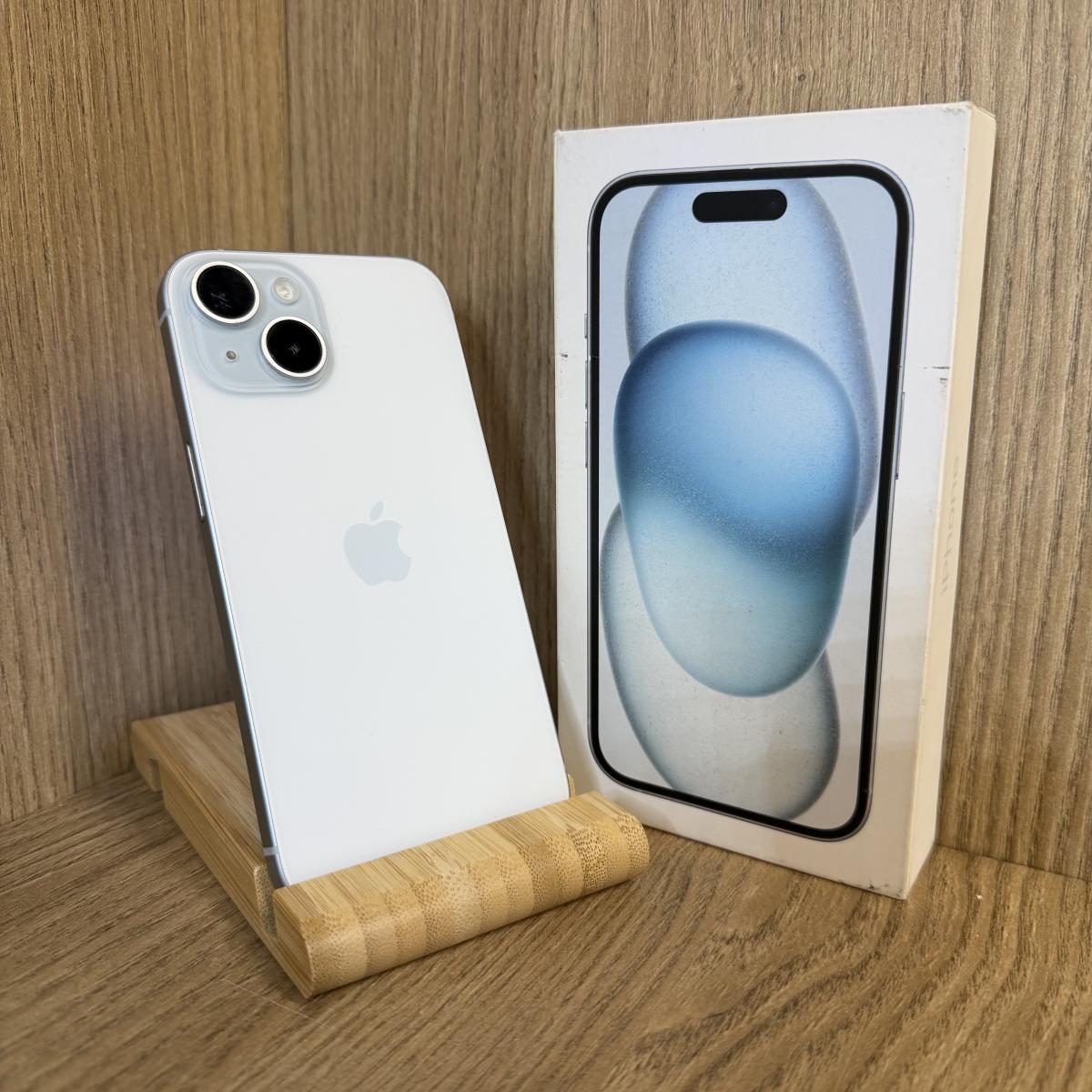 Apple iPhone 15 Kártyafüggetlen 128 GB, 12 hó garancia, Újszerű