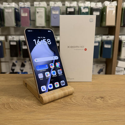 Xiaomi 15T Kártyafüggetlen 256 GB, 12 hó garancia, Újszerű (Kijelző beégve)