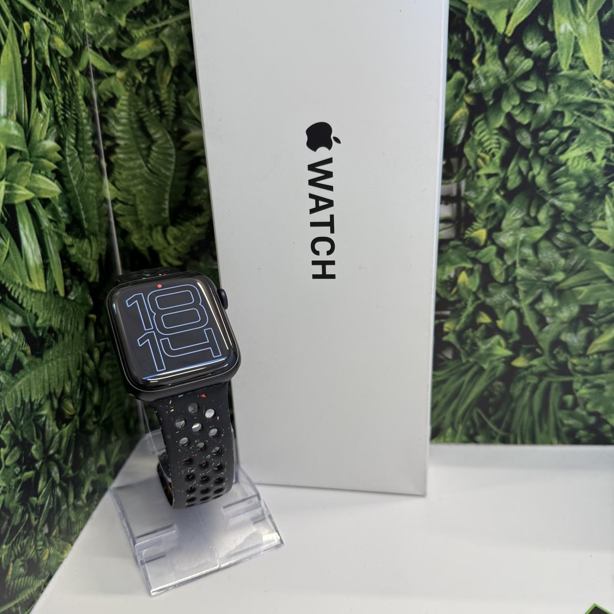 Apple Watch SE (2022) Bluetooth, 12 hó garancia, Újszerű